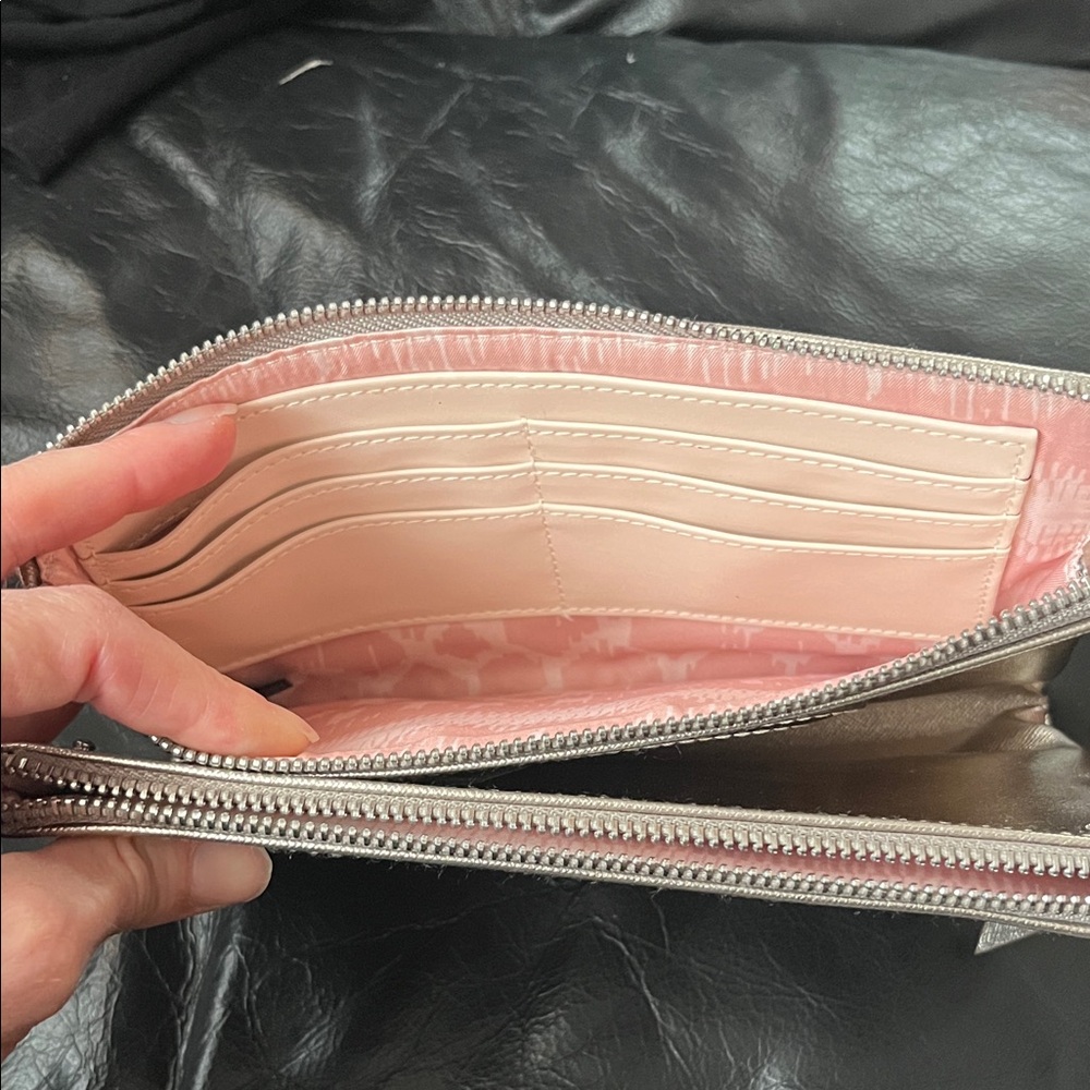 New Stella & Dot Metallic Rose Gold/Silver Clutch - Picture 11 of 16